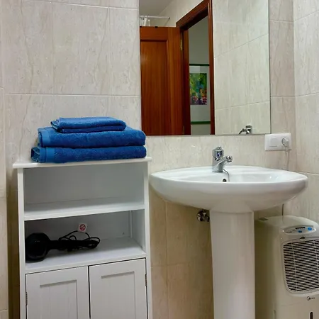 Apartment A 250 Metros De La Playa, Wifi, Sofa Cama
