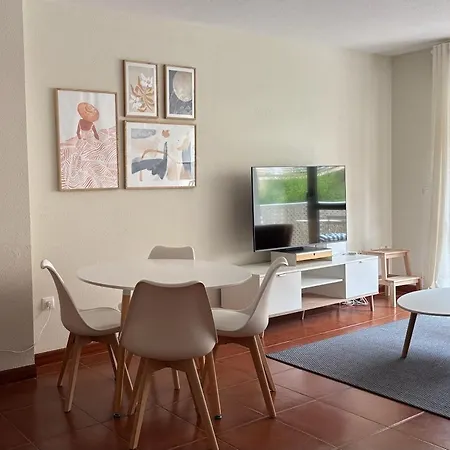 Apartment A 250 Metros De La Playa, Wifi, Sofa Cama *